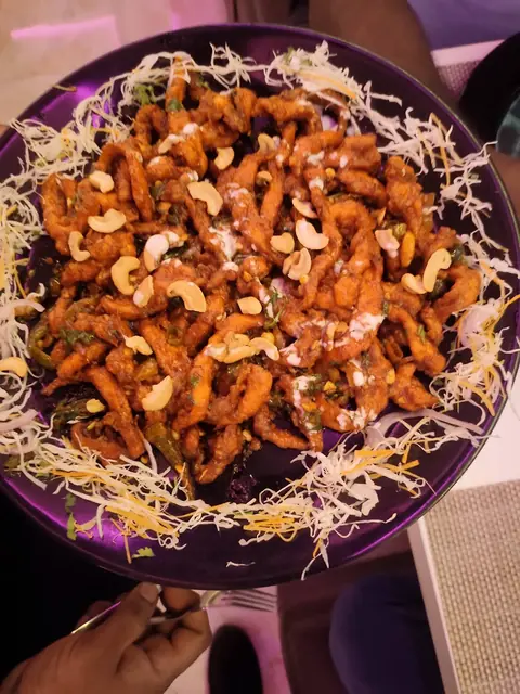 Golden Kaju Chicken Starters